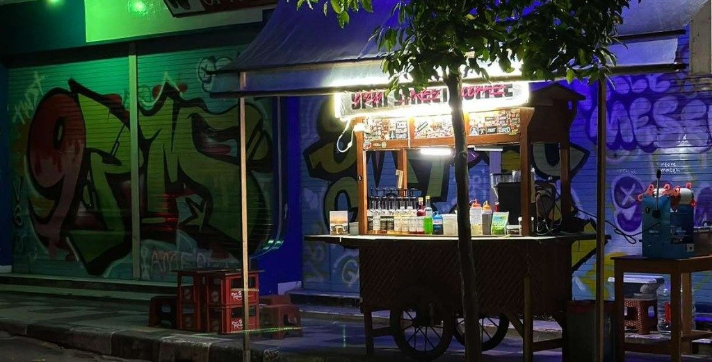 Gerobak Seduh 9PM Street Coffee Tuban
